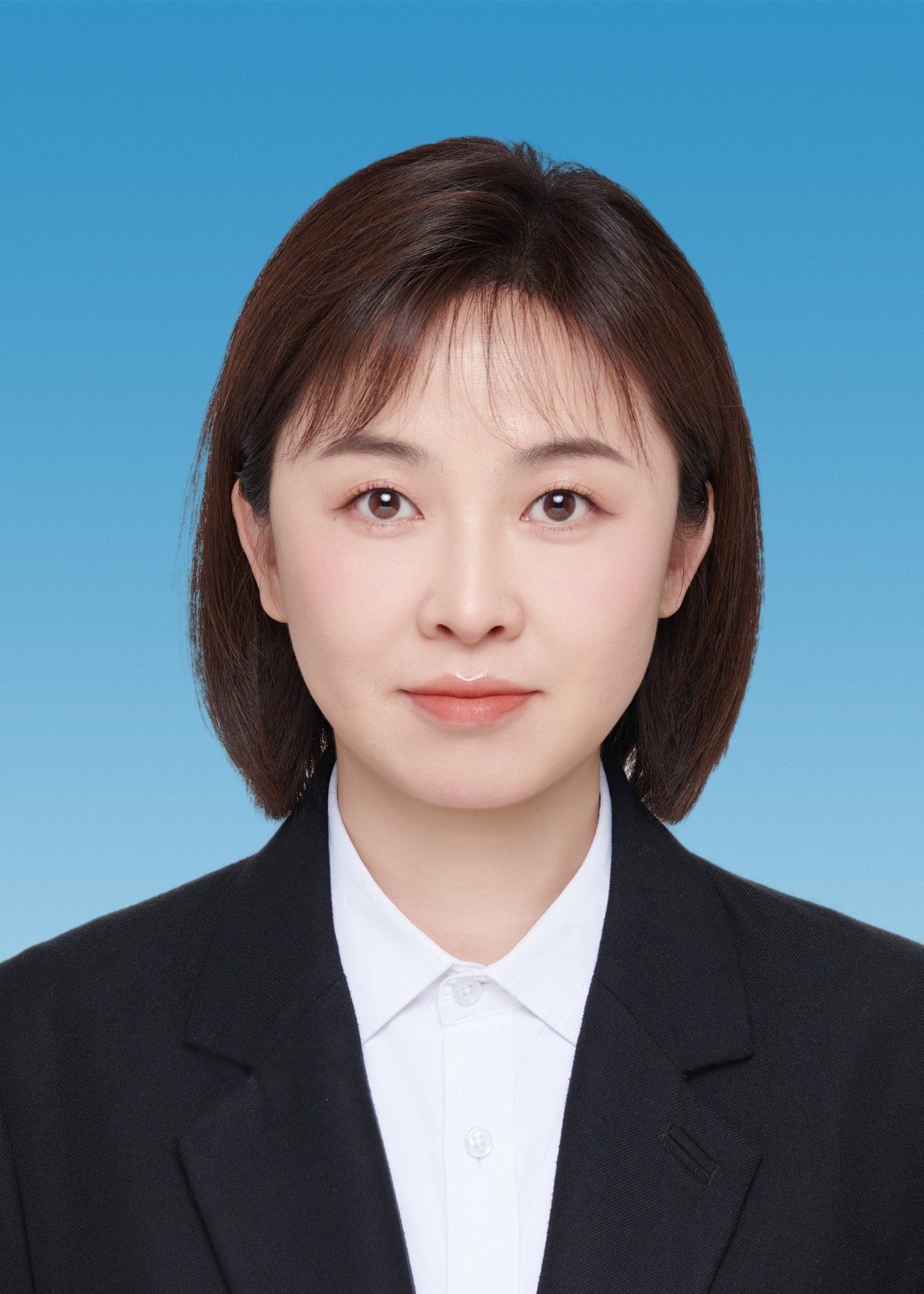 梁琪（2）.jpg